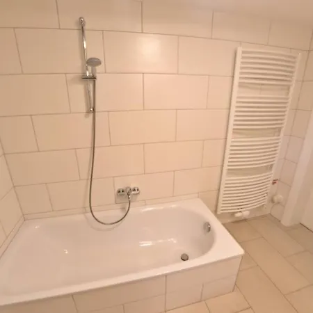 Apartment Holzhaeuschen Mit Pool *