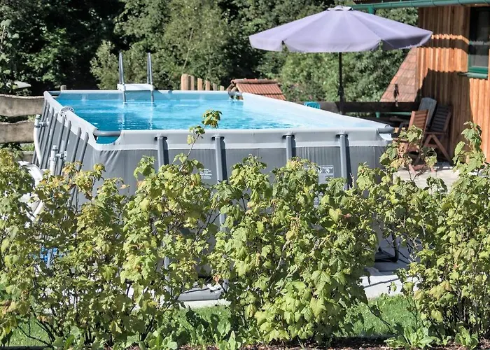 Holzhaeuschen Mit Pool * Kropfsdorf